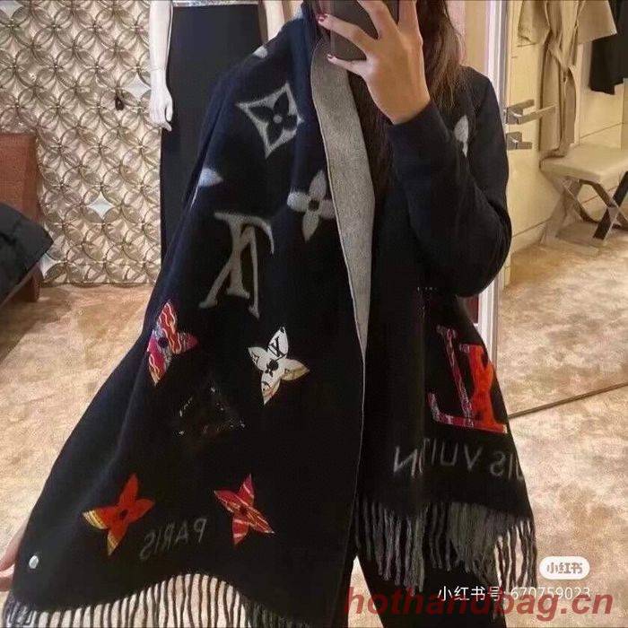 Louis Vuitton Scarf LV00143